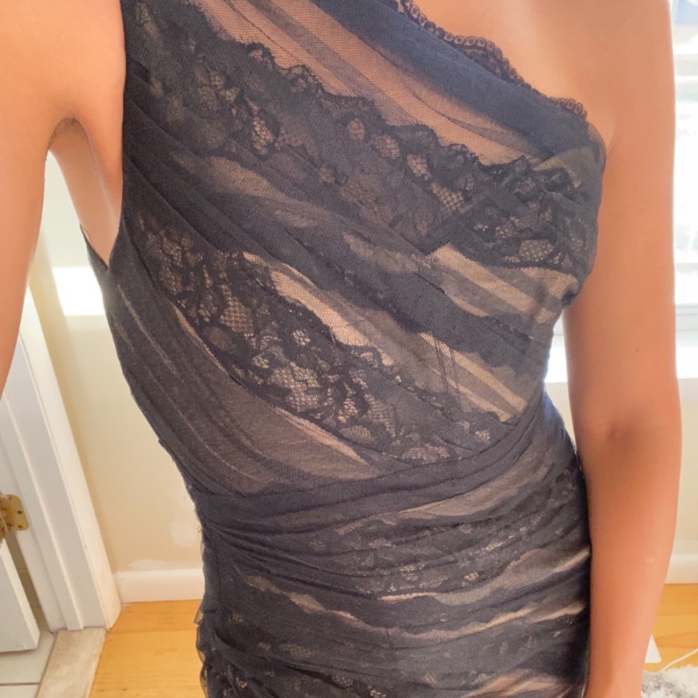 Monique Lhuillier black lace cocktail dress